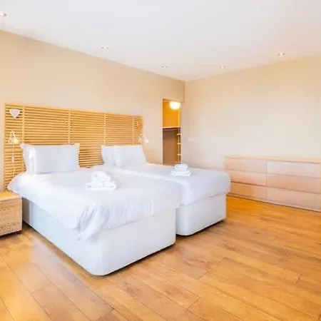 Semesterbostad Palm Retreat - Beautiful Idyllic Views Boliqueime