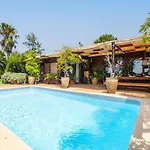 Palm Retreat - Beautiful Idyllic Views