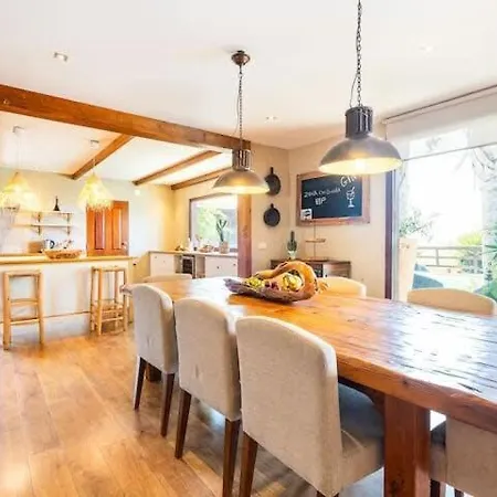 Villa Palm Retreat - Beautiful Idyllic Views *